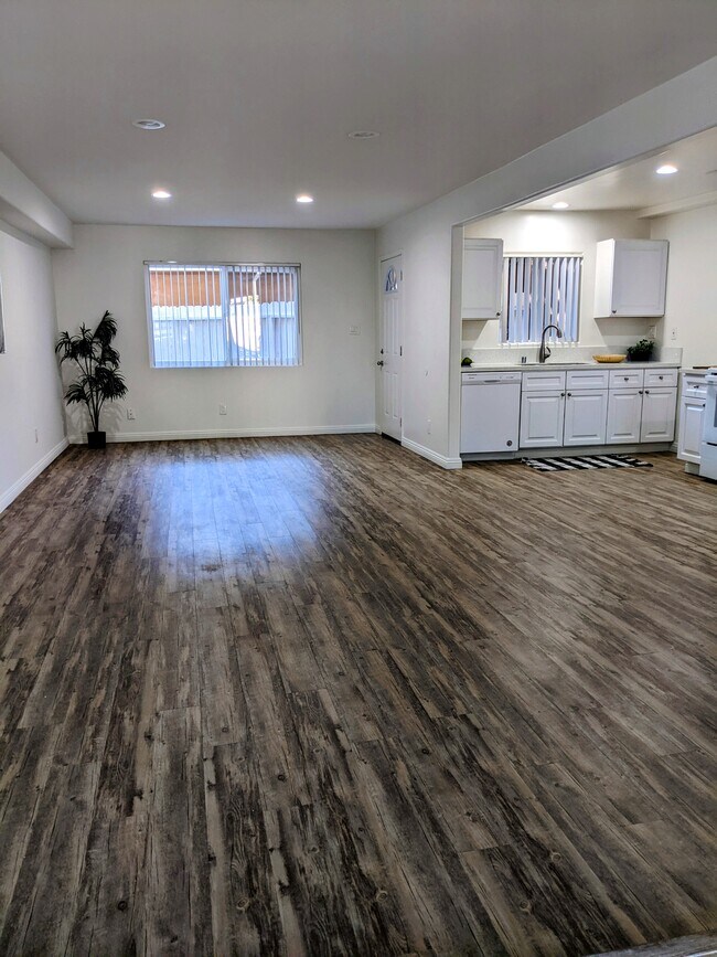 Foto del edificio - 2890 W 235th St