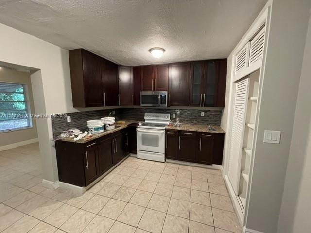 1575 NW 60th Ave Unit B, Sunrise, FL 33313 - Apartments in Sunrise, FL ...