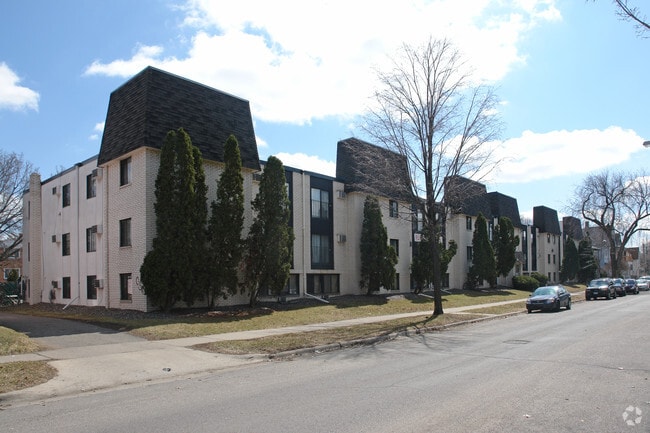 Building Photo - 2525 Harriet Ave S
