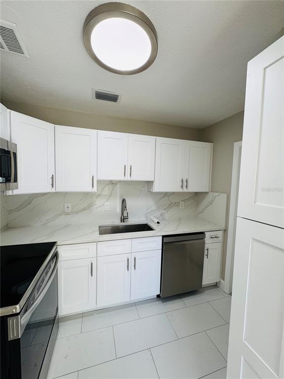 Foto del edificio - 4621 W Paxton Ave