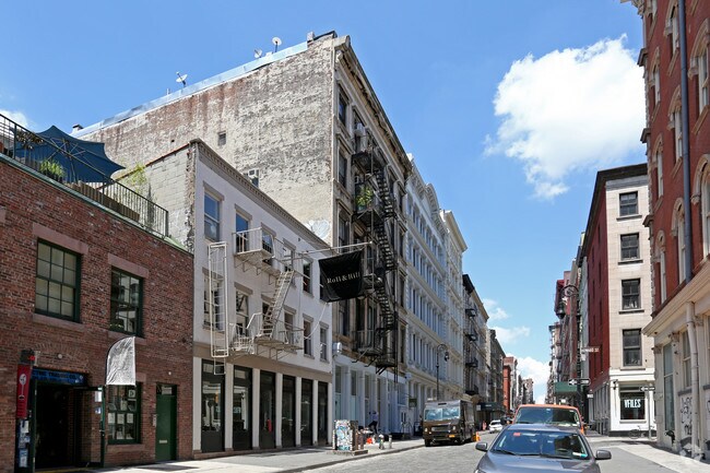 Building Photo - 5-7 Mercer St