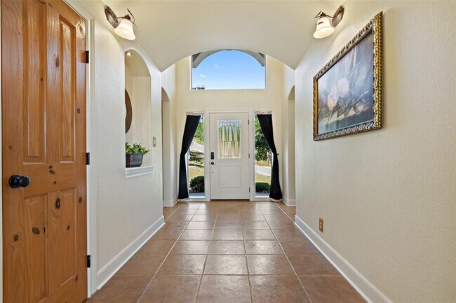 Foto del edificio - 22415 Briarview Dr