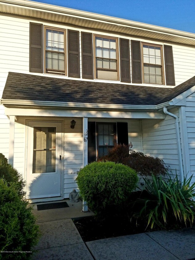 Primary Photo - 67 Harbor Cir