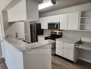 Building Photo - 5540 Devonbriar Way