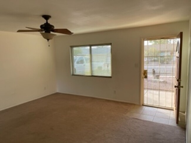 Building Photo - Ahwatukee 3 bedroom 2 bath