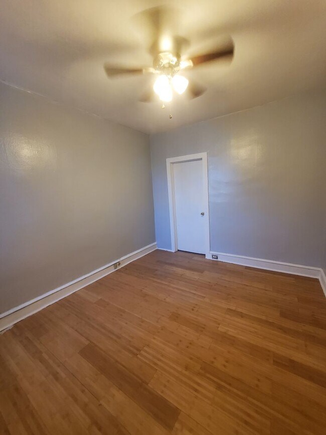 Foto del edificio - Nice 3Bd/1Ba Available Now...in Elmwood