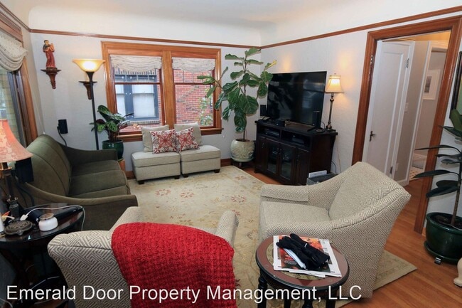 Building Photo - 3 br, 2 bath House - 7549 12th Ave NW