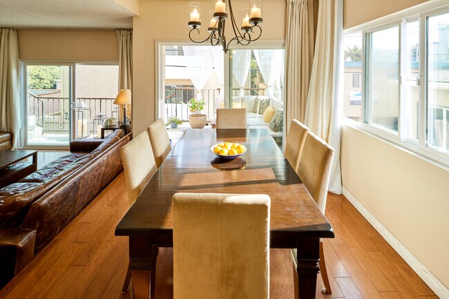 Foto del edificio - 817 10th St