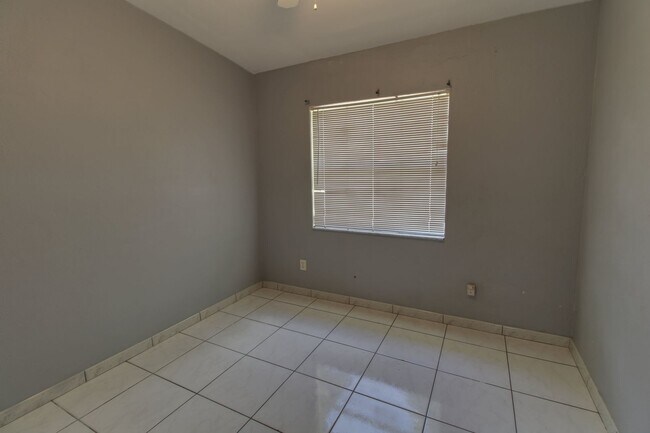 Building Photo - 7116 Hershey Way