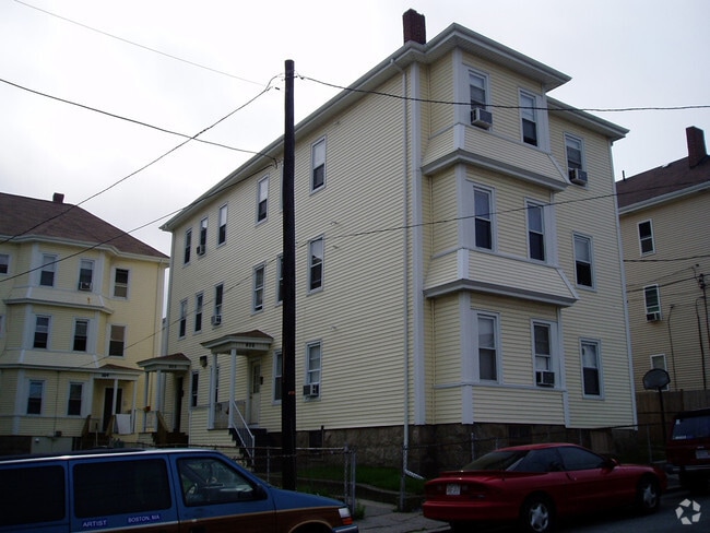Building Photo - 154-168 Eagle St