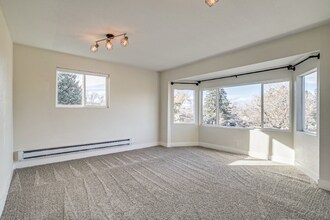 Building Photo - 10490 W Dakota Ave