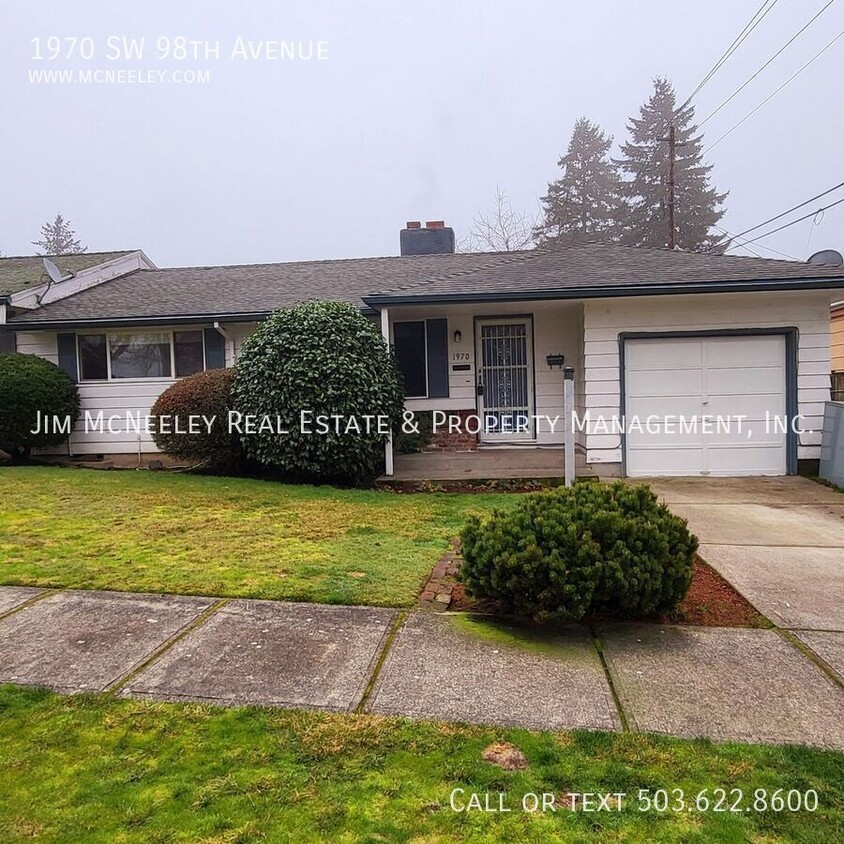 Foto principal - Remodeled 2-Bedroom Duplex with Bonus Room...