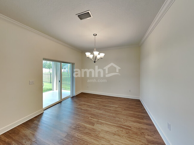 Building Photo - 6614 Hidden Rose Pl