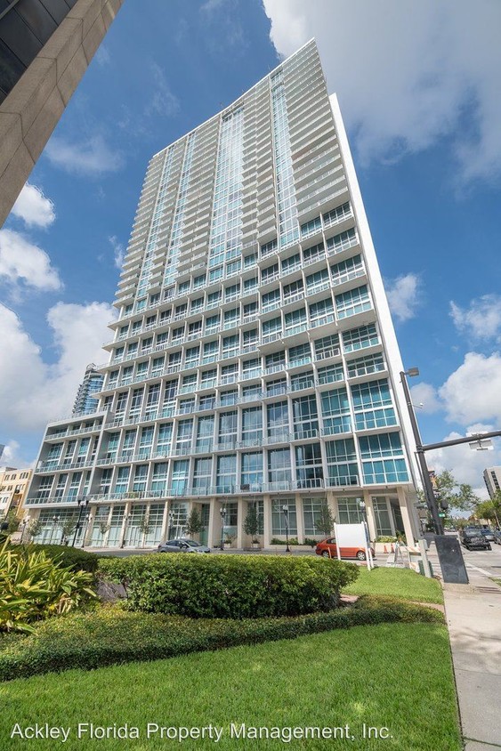 Foto principal - 150 E Robinson St