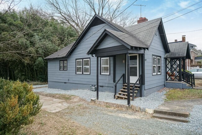 Foto del edificio - N Main St Duplex