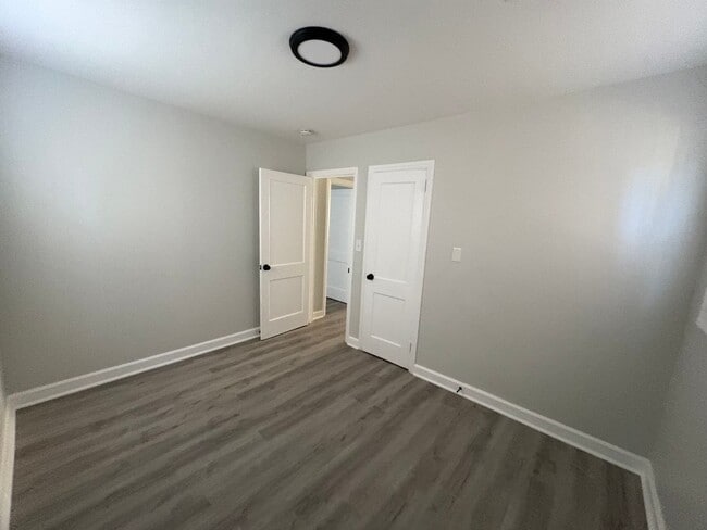 Foto del edificio - 2 bedroom/1 bathroom home in Greensboro