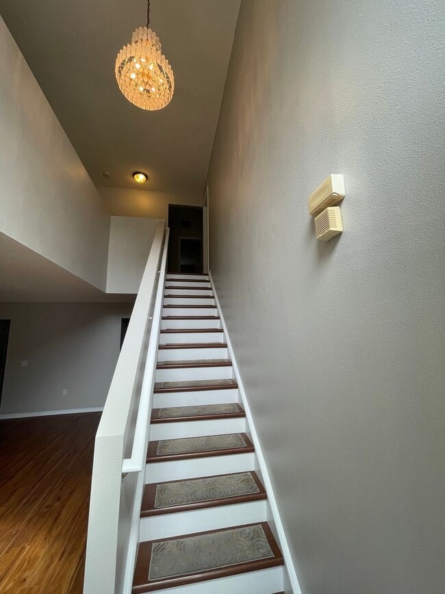 Building Photo - 421 Brooklet Cir
