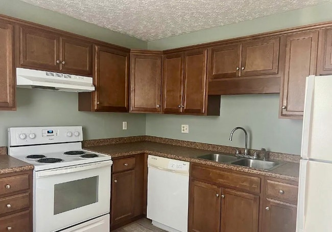 Building Photo - 3138 Tiffany Ct