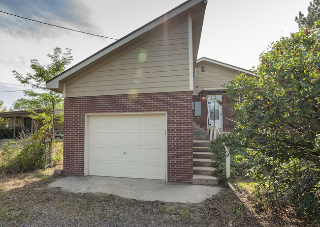 Garage with storage above - 790 Deframe St