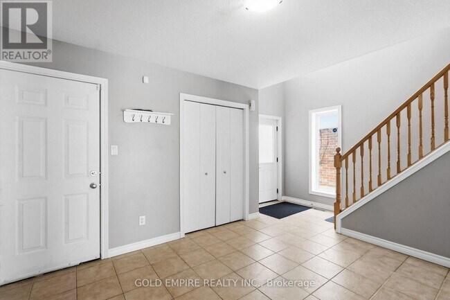 Photo du bâtiment - 1307 Blackmaple Dr