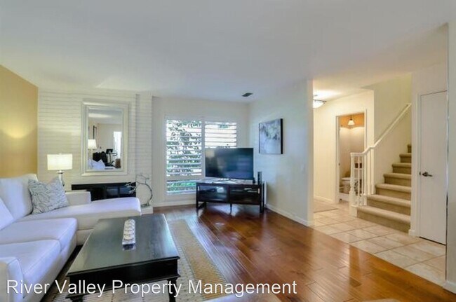 Building Photo - 2 br, 2.5 bath House - 214 Dunbarton Cir
