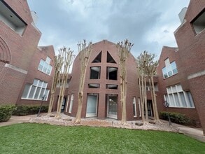 Building Photo - 11852 Taylorcrest Rd