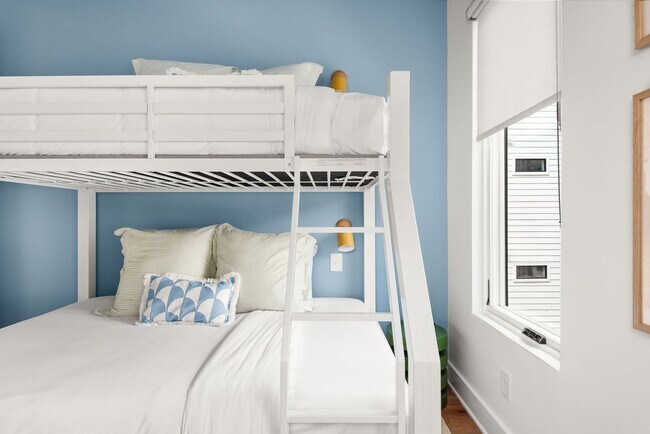 Foto del edificio - 770 E Argyle Ave