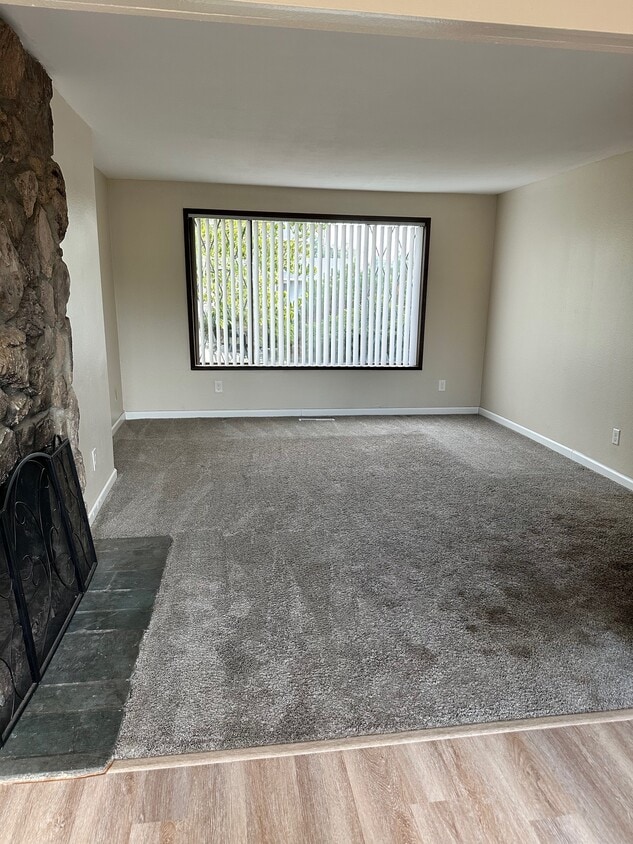 Foto principal - 19907 SE Washington Ct