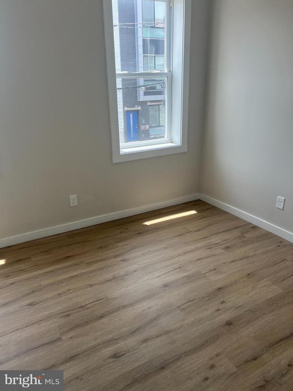 Foto del edificio - 133 W Huntingdon St