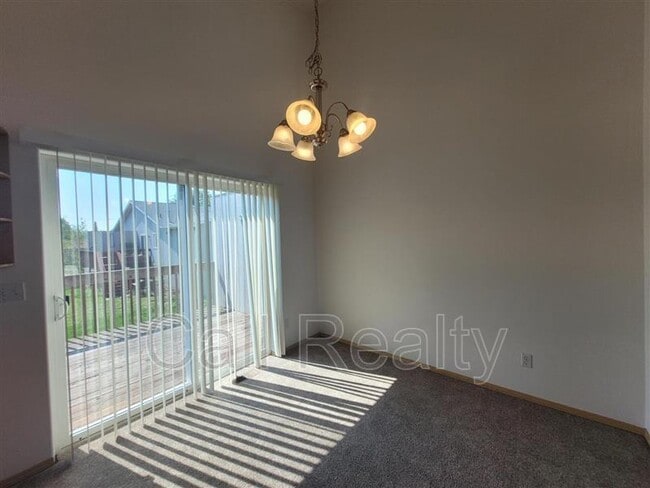 Building Photo - 13626 E Riverside Ave