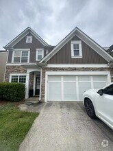 Building Photo - 3282 Briaroak Dr