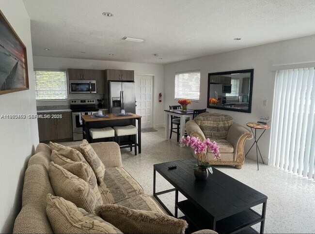 Foto del edificio - 38 Silver Springs Dr