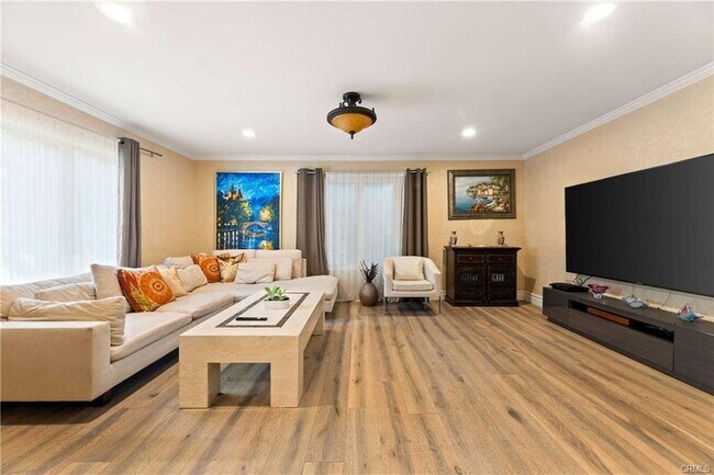 Foto del edificio - 4007 Alta Mesa Dr