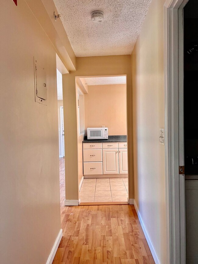 Foto del edificio - 7 Birchwood Point #301, Amesbury, MA