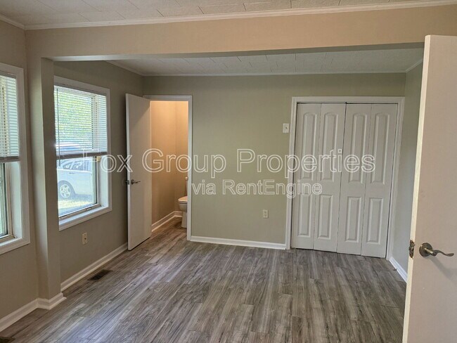Foto del edificio - 2126 W 6th Ave