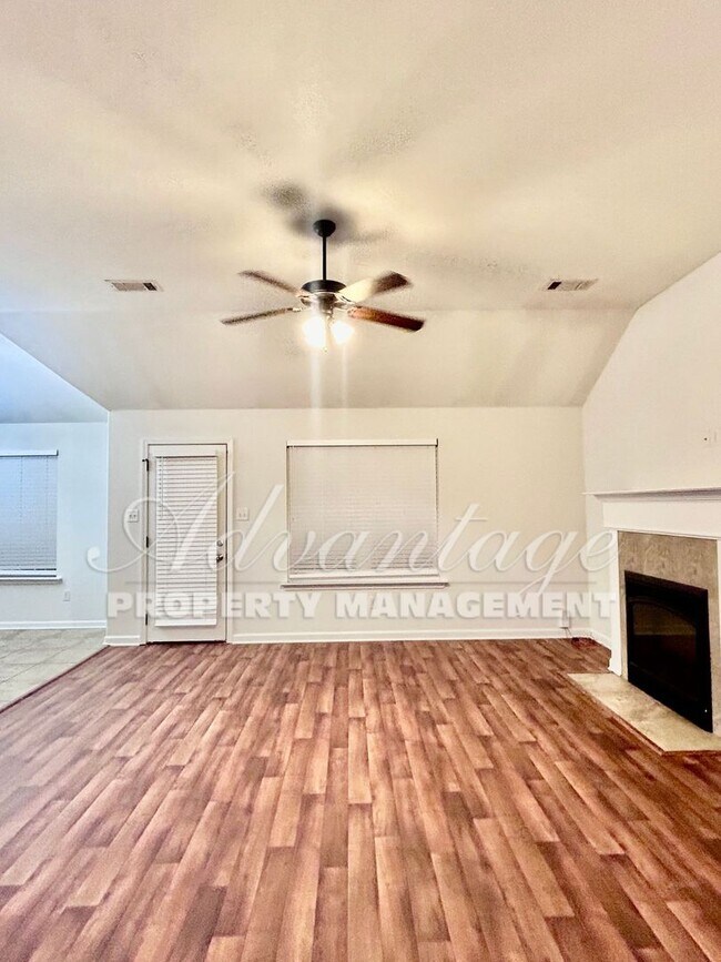 Foto del edificio - Beautiful Cordova Home for Rent