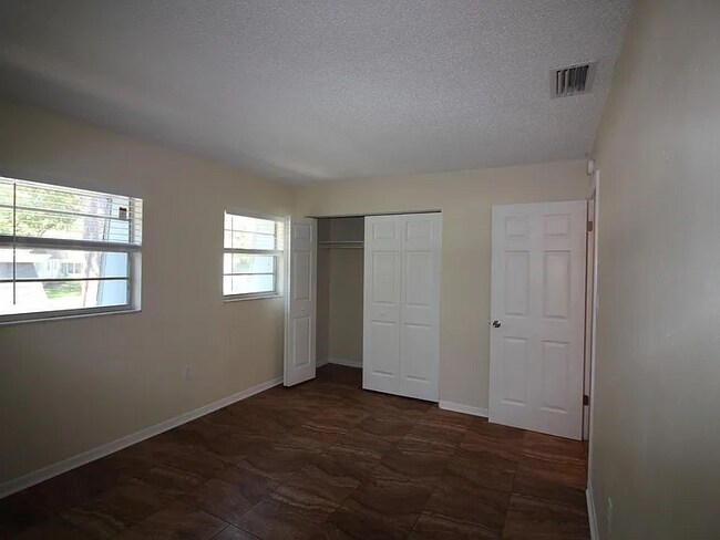 Foto del edificio - 2567 SE 15th Ave