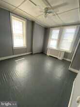 Building Photo - 408 N Wanamaker St