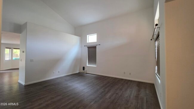 Building Photo - 42065 W Hillman Dr