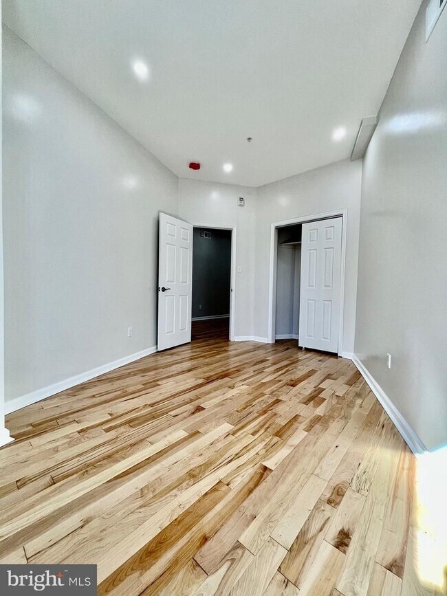 Foto del edificio - 1 Bedroom in East Kensington