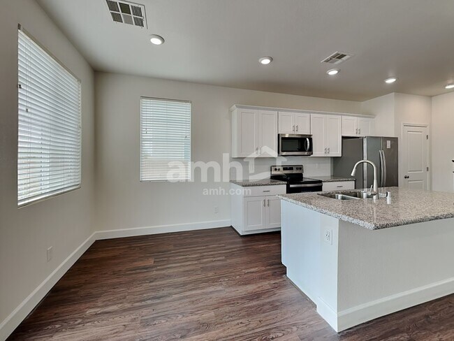 Foto del edificio - 5330 Wingfield St