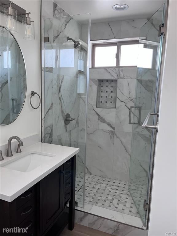 Foto del edificio - 3 br, 3 bath Duplex - 17306 Wilkie Avenue