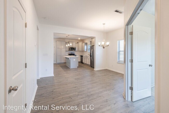 Building Photo - 4 br, 2.5 bath House - 3002 Apple Creek Ct
