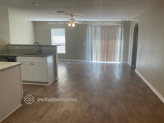 Foto del edificio - 1264 Myopia Hunt Club Dr