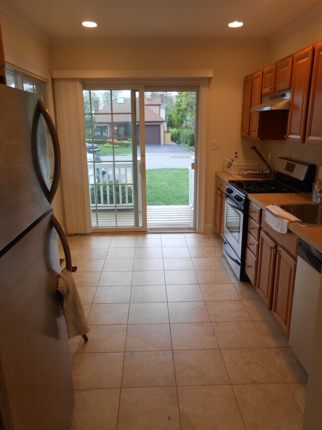 Foto del edificio - 6 Corchaug Ave