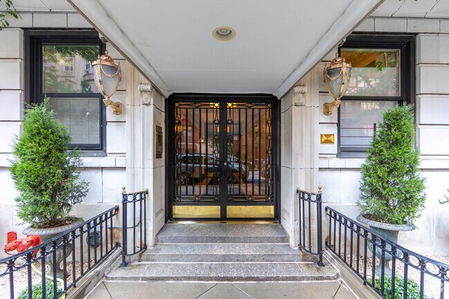 Entrance - 215 W 78th St