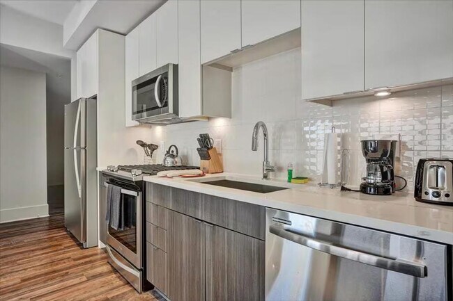 Foto del edificio - 3005 Peachtree Rd NE