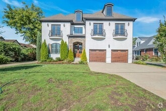 Building Photo - 4111A Lone Oak Rd