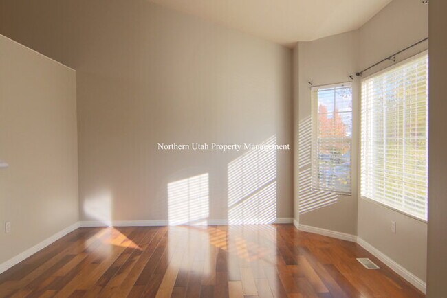 Foto del edificio - Amazing South Ogden Home with Everything!