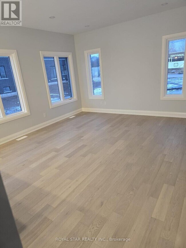 Photo du bâtiment - 6505 Alexa Cmn